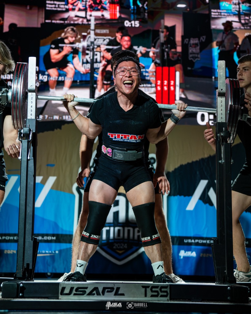 Minh Nguyen competing at USA Powerlifting Nationals